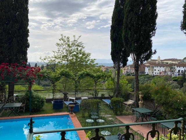 Quattro Gigli Hotel Montopoli in Val dʼArno Kültér fotó