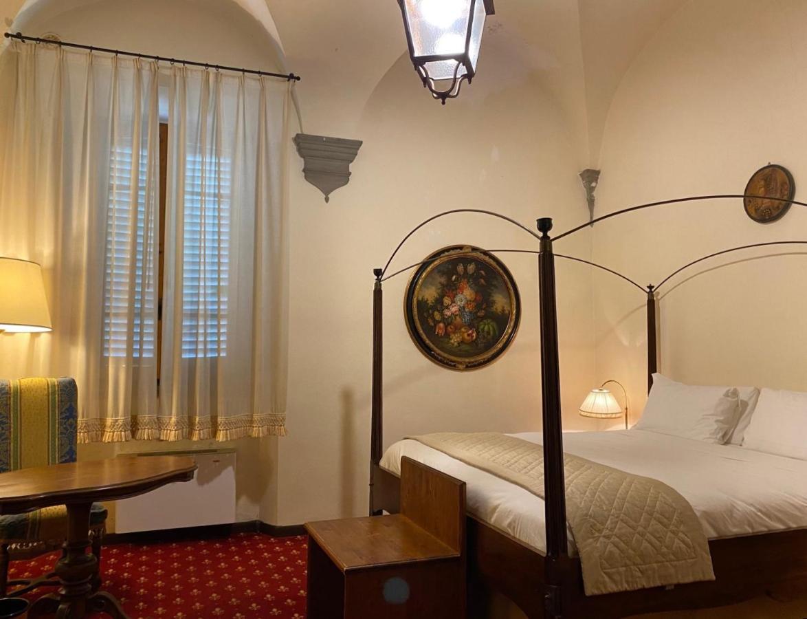 Quattro Gigli Hotel Montopoli in Val dʼArno Kültér fotó