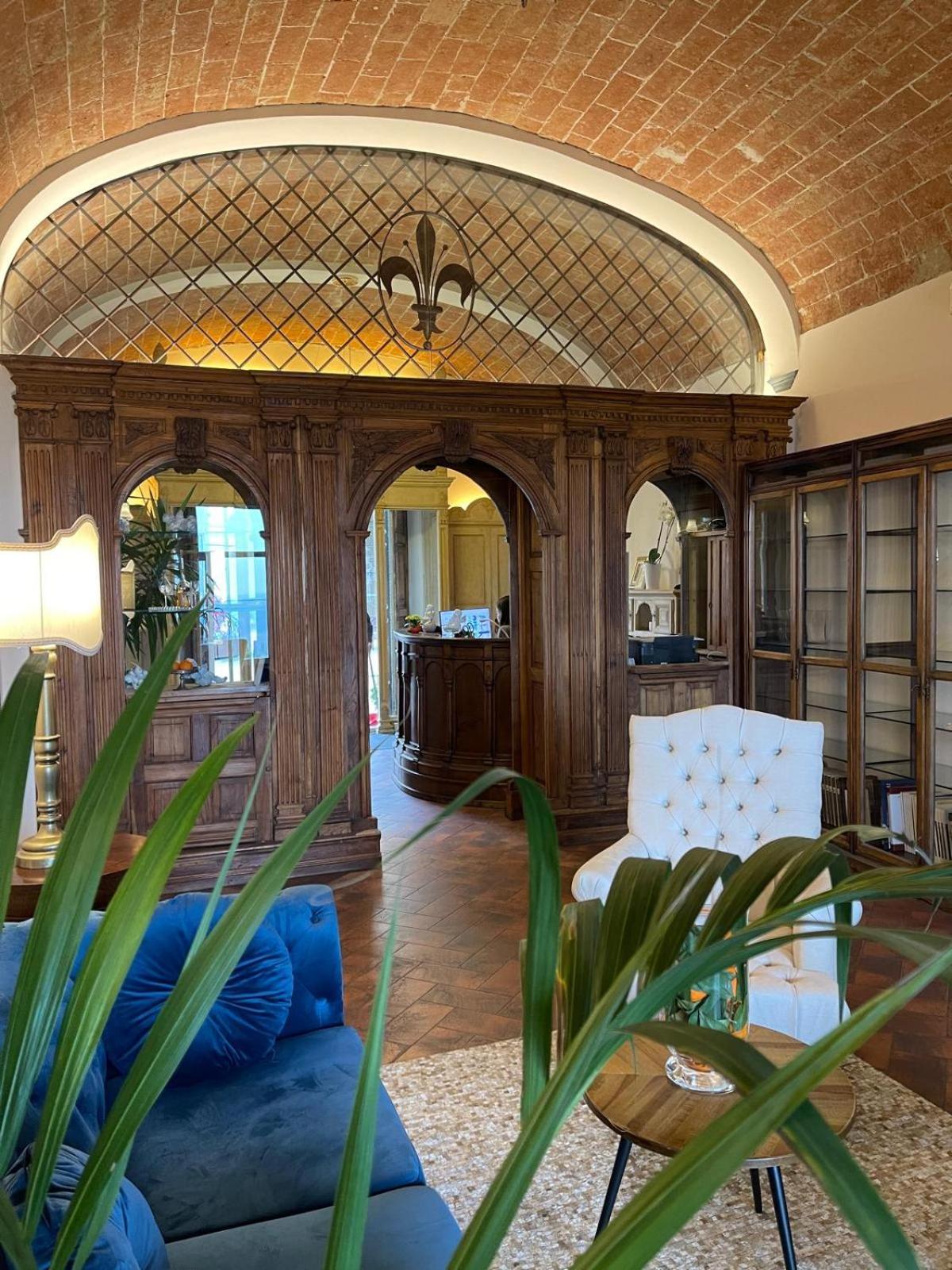 Quattro Gigli Hotel Montopoli in Val dʼArno Kültér fotó