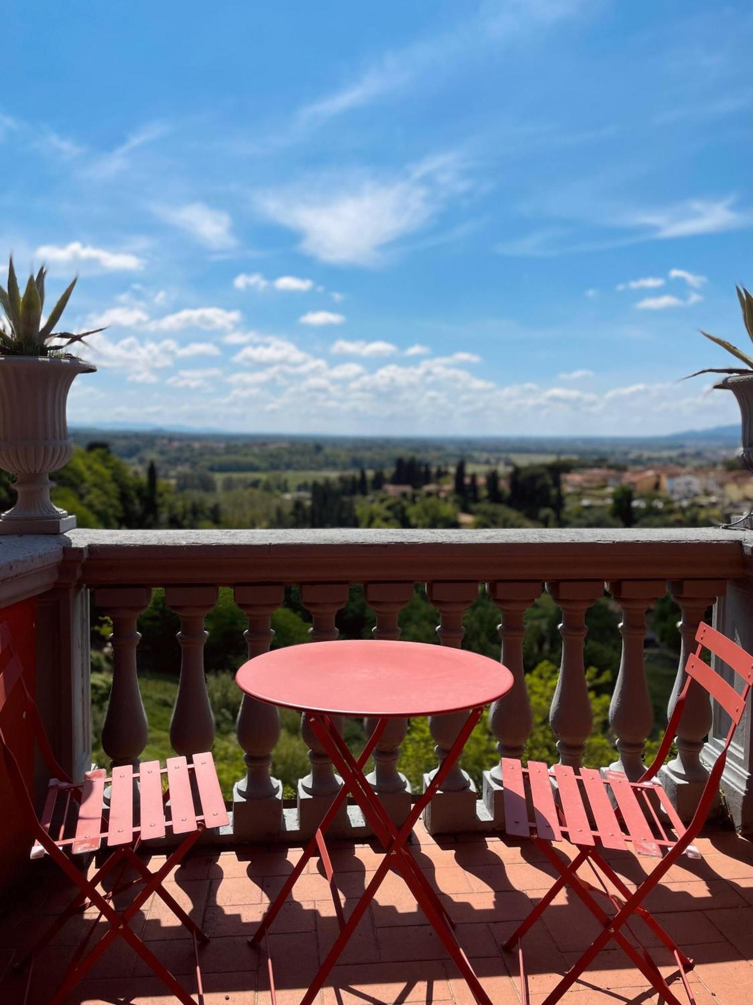 Quattro Gigli Hotel Montopoli in Val dʼArno Kültér fotó